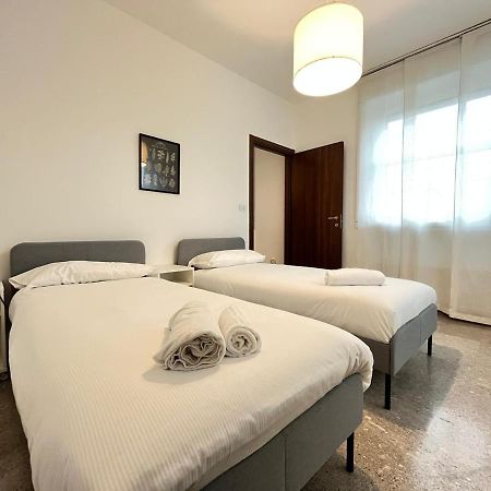 Апартаменти Kibilu - Viale Andrea Doria - Corso Buenos Aires - Porta Venezia - Centro Citta Мілан Екстер'єр фото